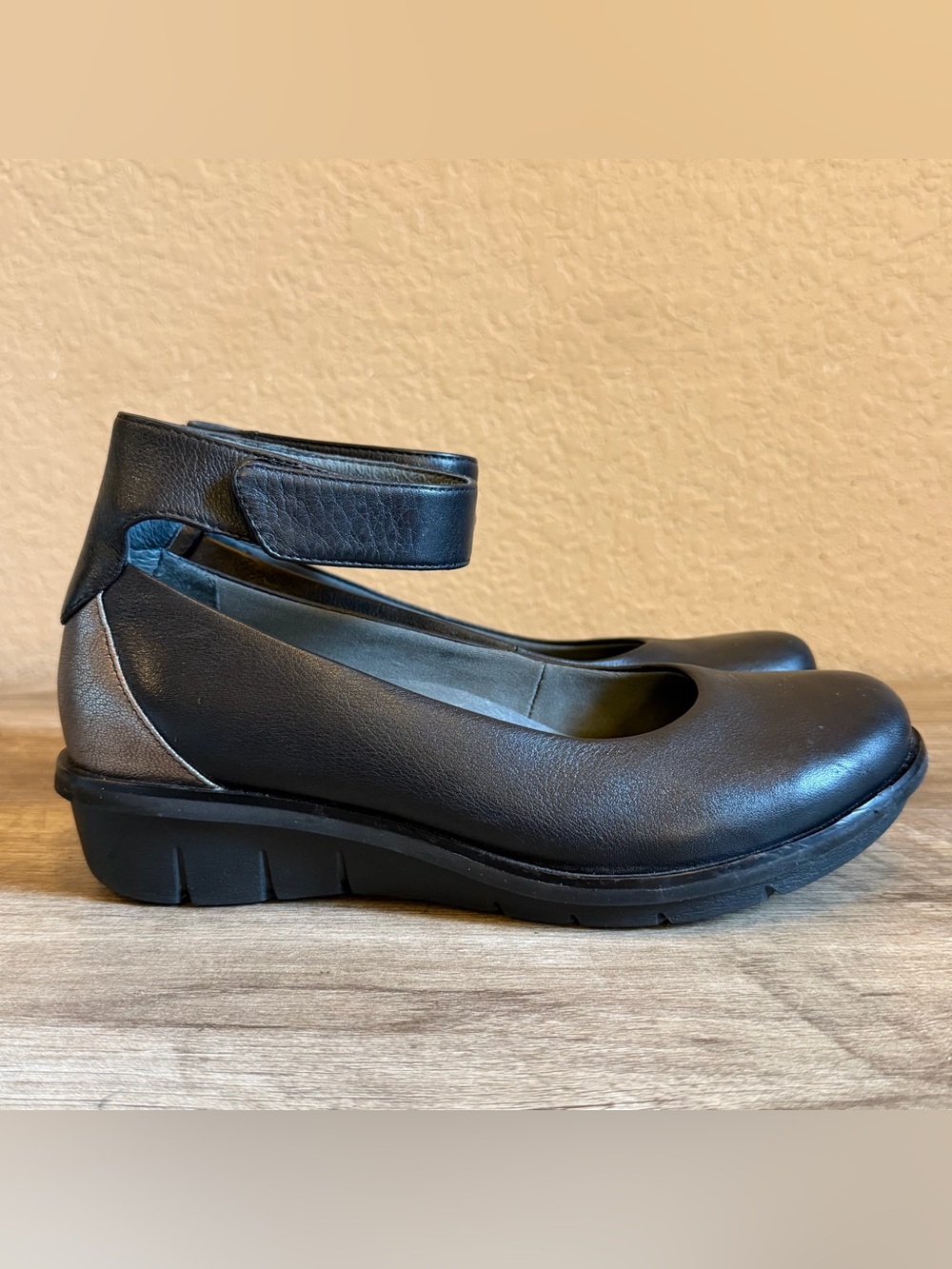 Dansko Jenna Wedge Pump Mary Jane Style Shoes - Picture 2 of 11